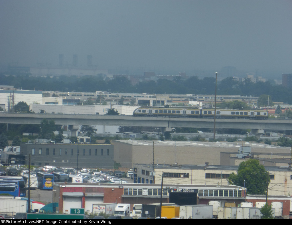 UP Express on the viaduct approaching Pearson Airport